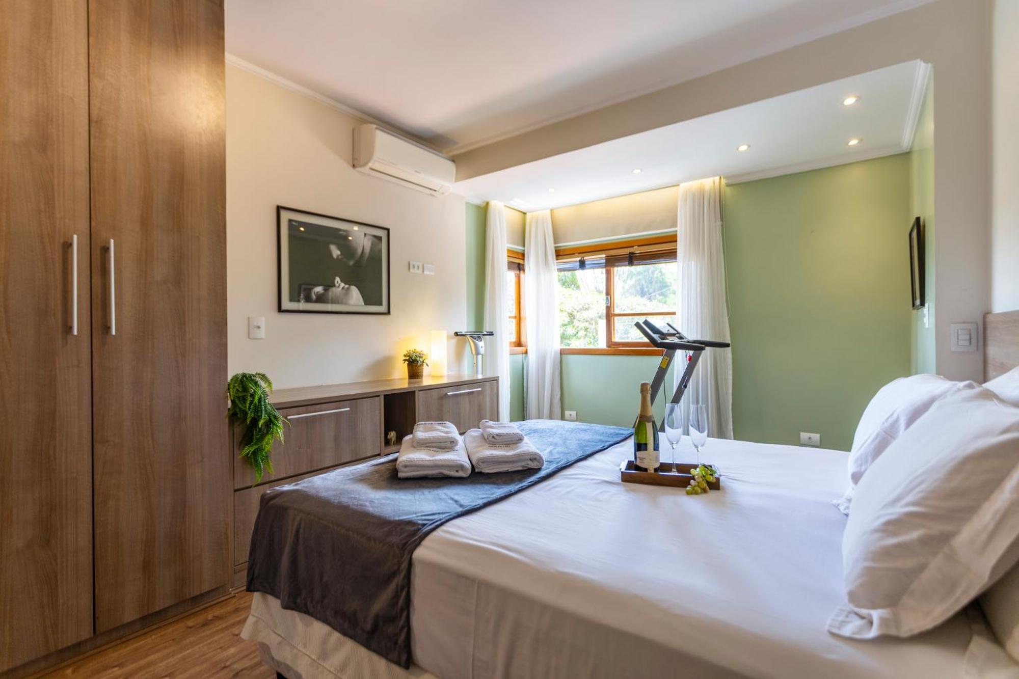 Casa 3 Suites, Ac , Morumbi | Brazilian Corner *